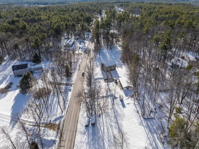 $699,900 | 39 Mast Road, Lee, NH 03861