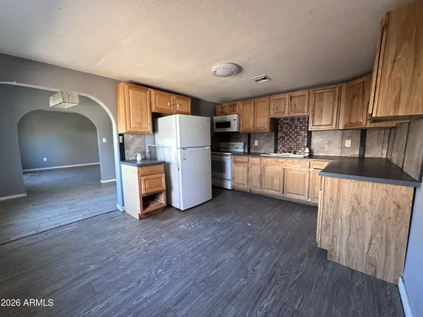 $119,900 | 352 West Roosevelt Avenue, Coolidge, AZ 85128
