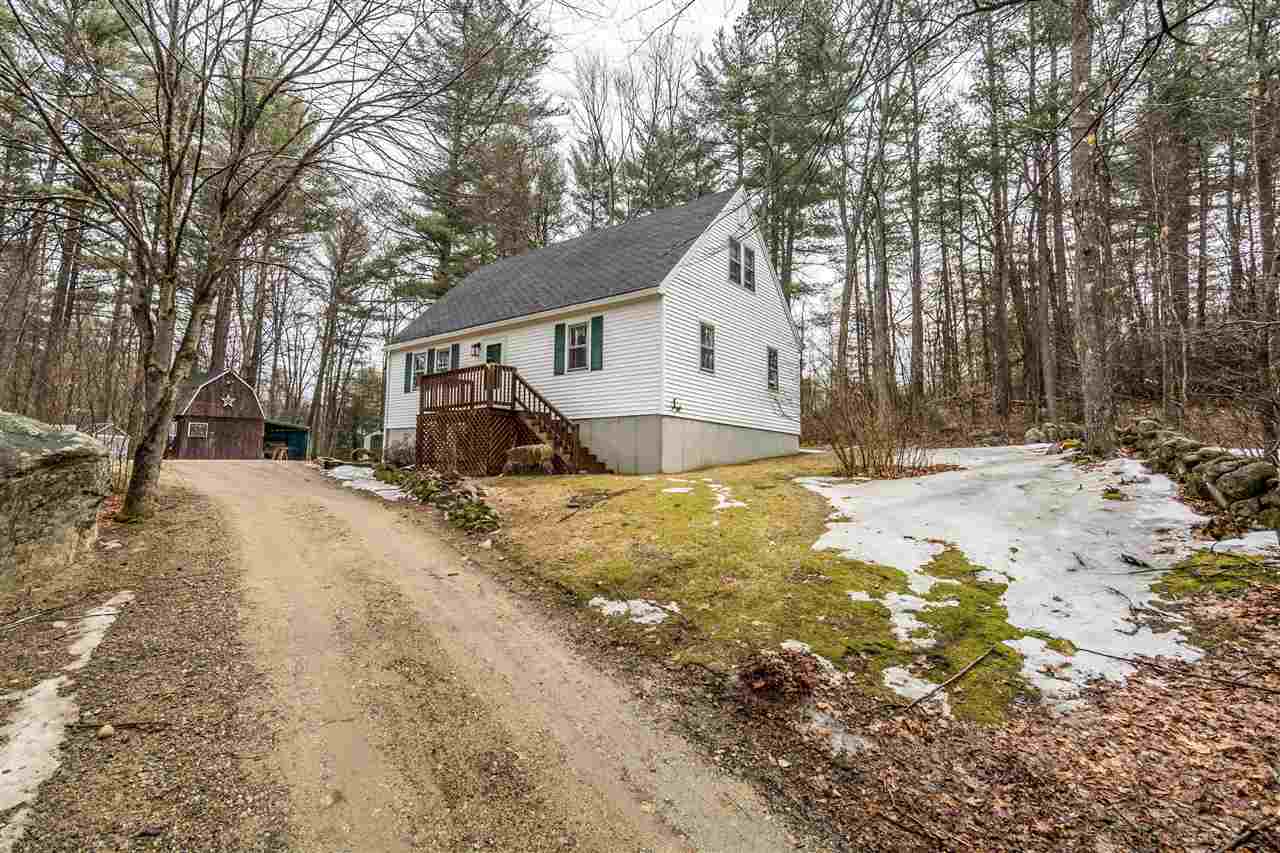 5 Saddlepath Road Raymond, NH 03077 - Photo 2 of 32