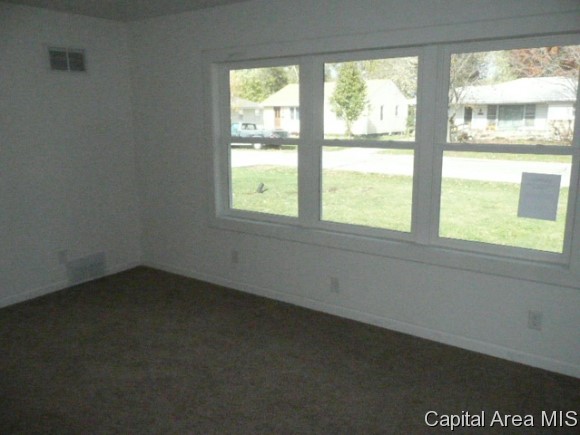1820 Grant Street Springfield, IL 62703 - Photo 3 of 13