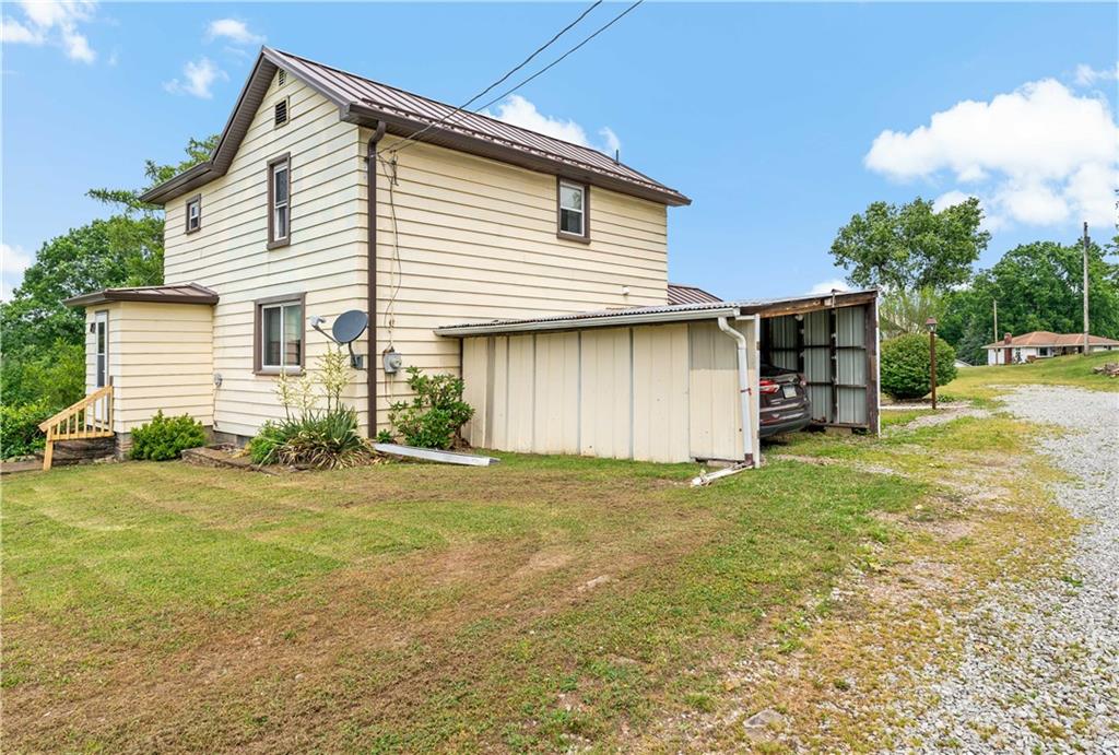 299 Darr Road Belle Vernon, PA 15012 - Photo 2 of 31
