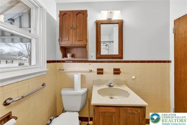 $339,900 | 4315 Embur Terrace, Easton, PA 18045