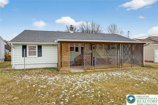 $339,900 | 4315 Embur Terrace, Easton, PA 18045