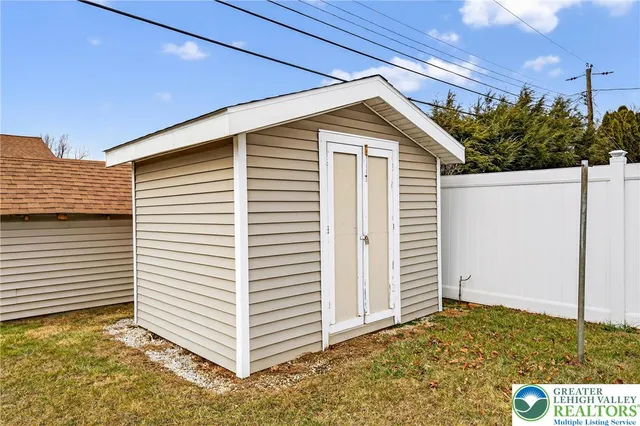 $339,900 | 4315 Embur Terrace, Easton, PA 18045