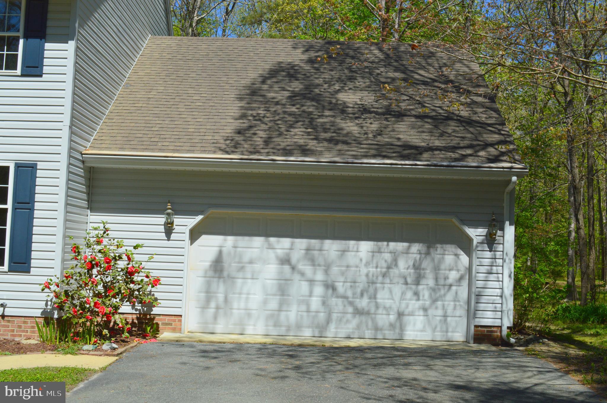 26610 Quantico Creek Road Hebron, MD 21830 - Photo 6 of 56 2 CAR ATTACHED GARAGE
