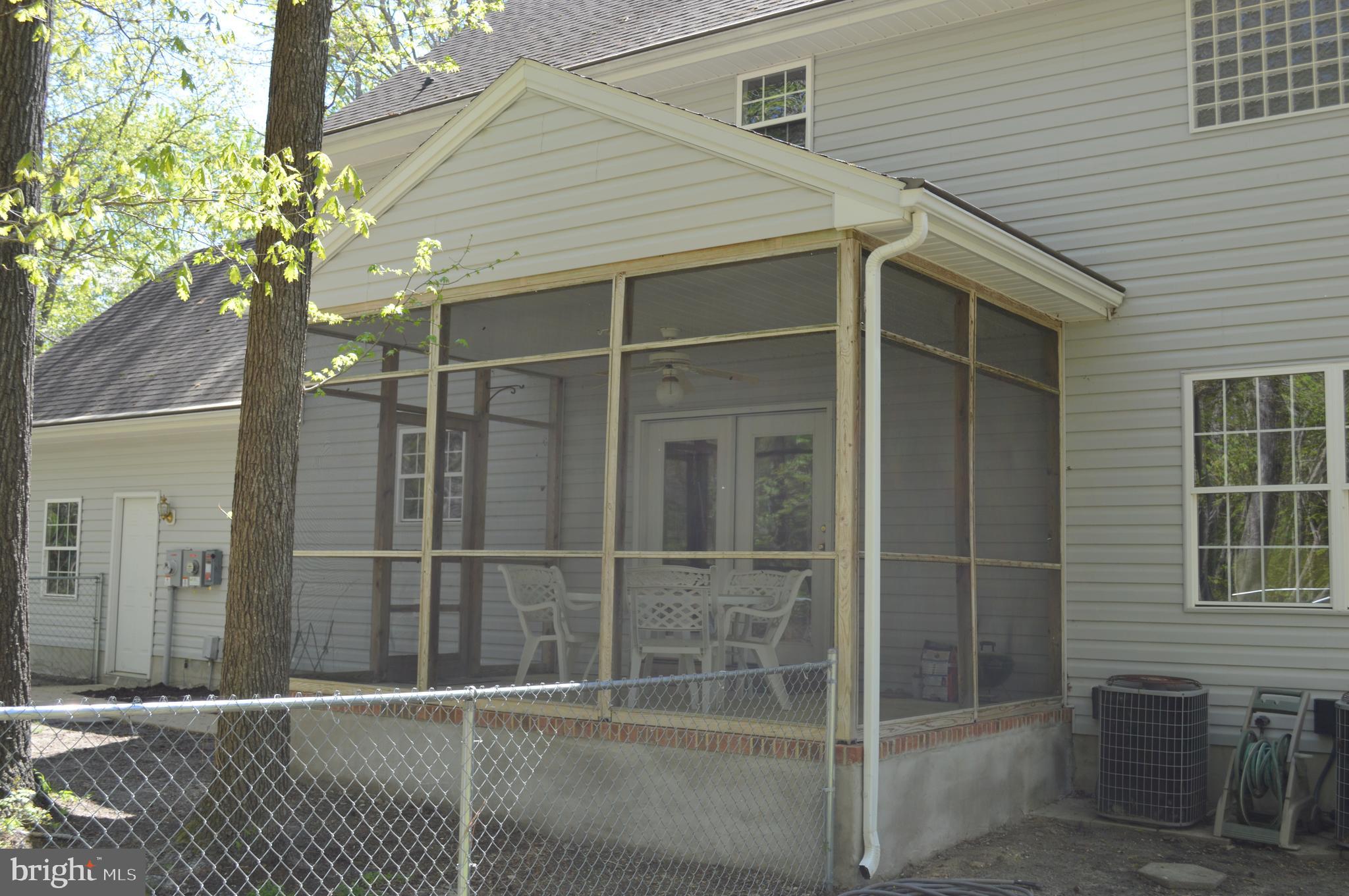 26610 Quantico Creek Road Hebron, MD 21830 - Photo 8 of 56 SCREENED PORCH