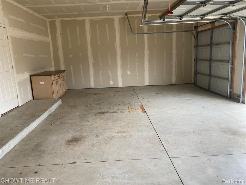 12224 19 Mile Road Sterling Heights, MI 48313 - Photo 27 of 37