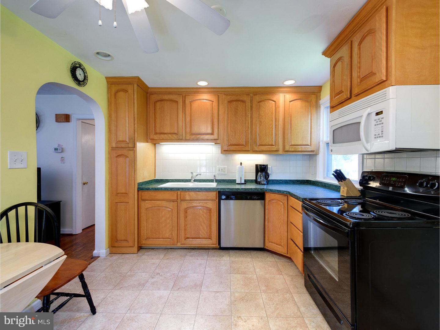 1628 Burmont Road Havertown, PA 19083 - Photo 9 of 24 Gallery Image 9