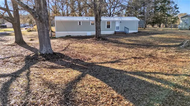 $129,000 | 4179 Deerfield Drive, Maiden, NC 28650