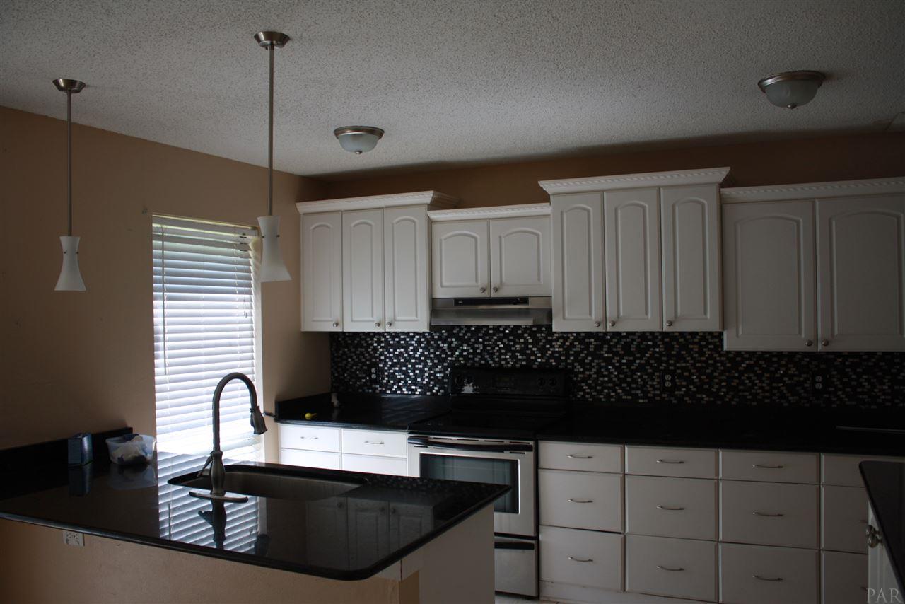 1503 Rivers Street Pensacola, FL 32514 - Photo 4 of 43 Gallery Image 4
