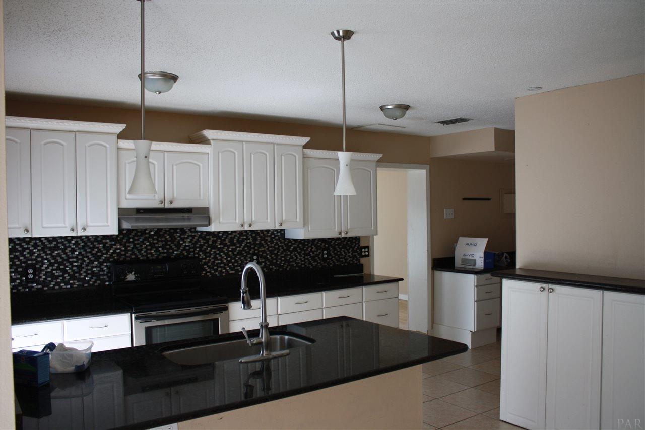 1503 Rivers Street Pensacola, FL 32514 - Photo 5 of 43 Gallery Image 5