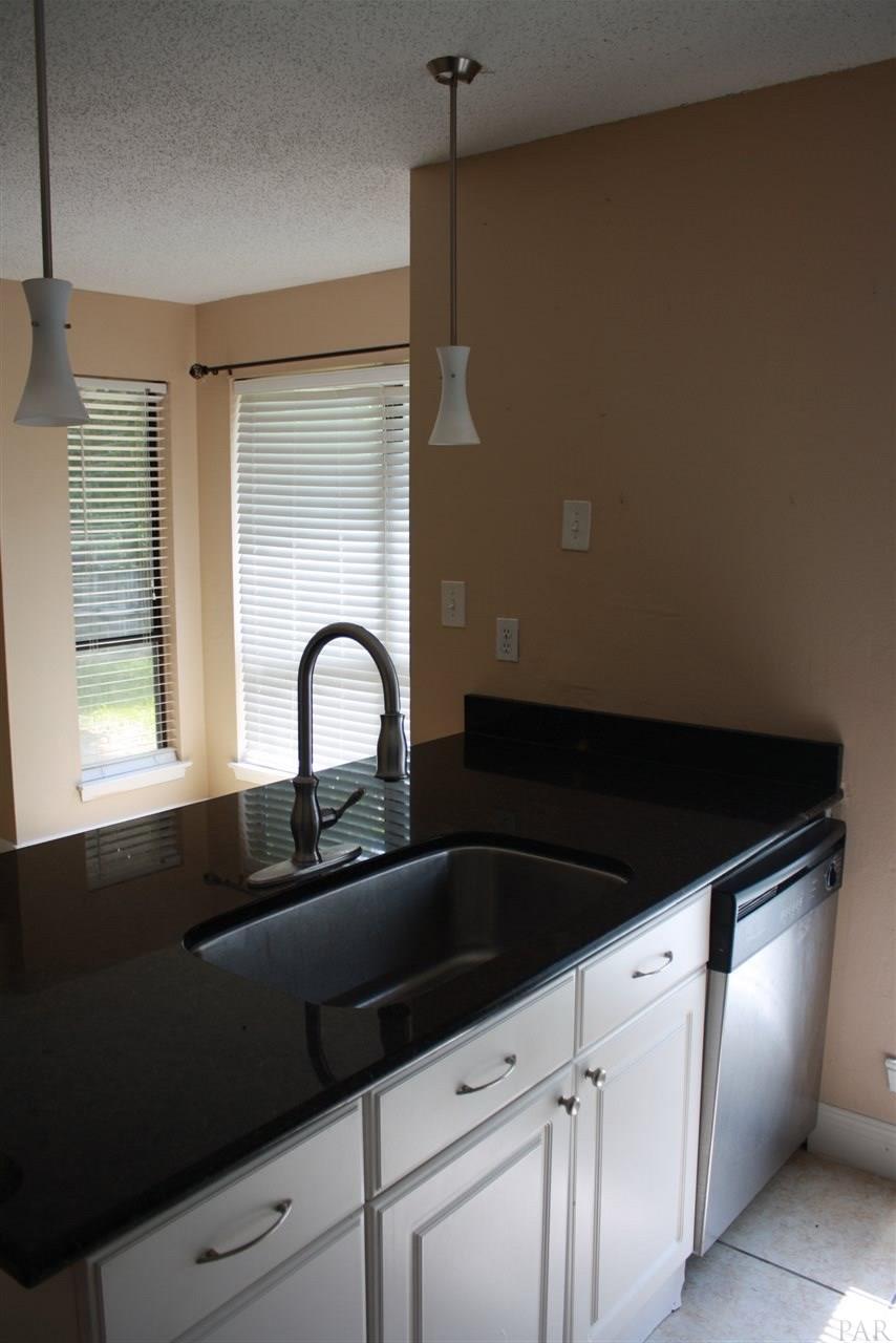 1503 Rivers Street Pensacola, FL 32514 - Photo 6 of 43 Gallery Image 6