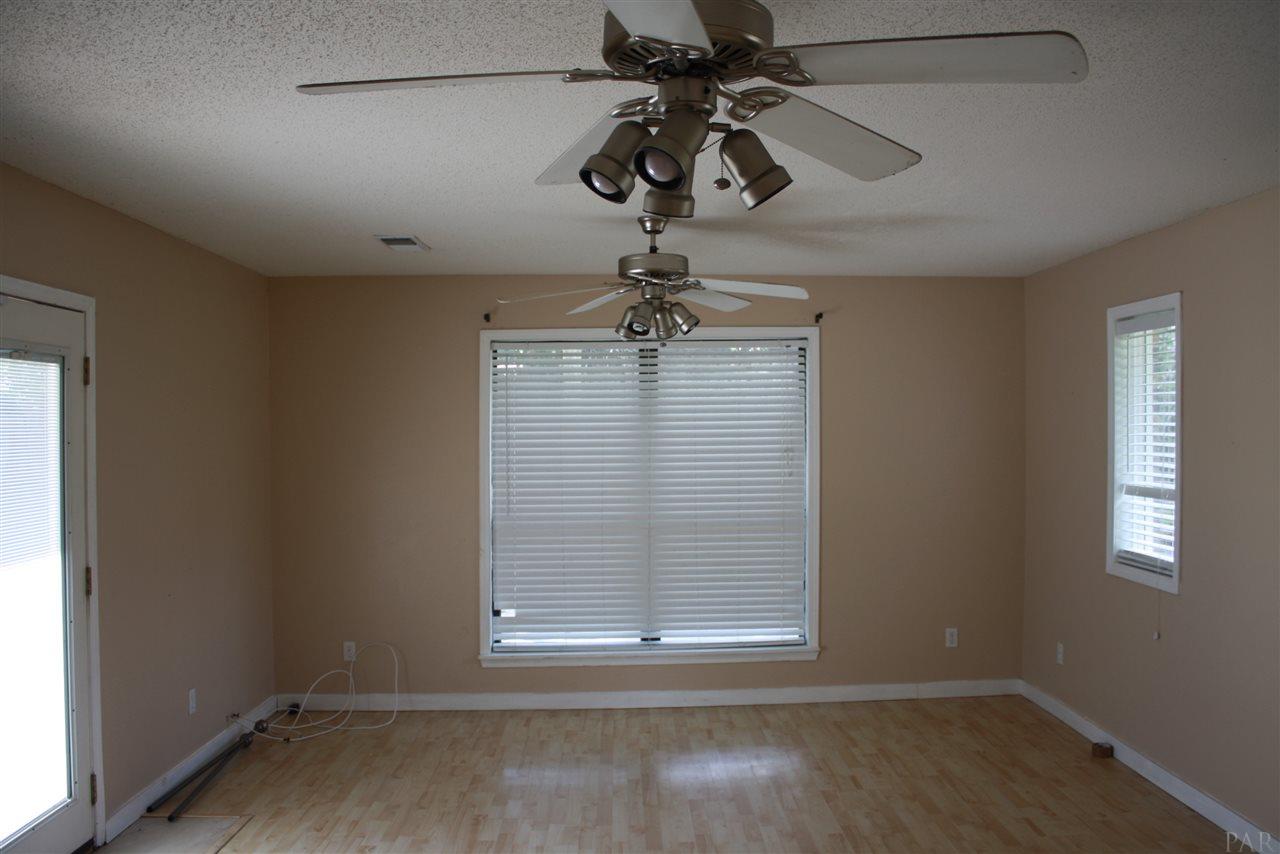 1503 Rivers Street Pensacola, FL 32514 - Photo 9 of 43 Gallery Image 9