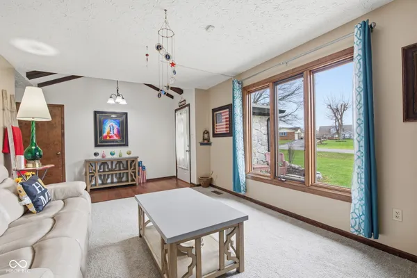 $325,000 | 7110 West Meadows Lane, Greenfield, IN 46140