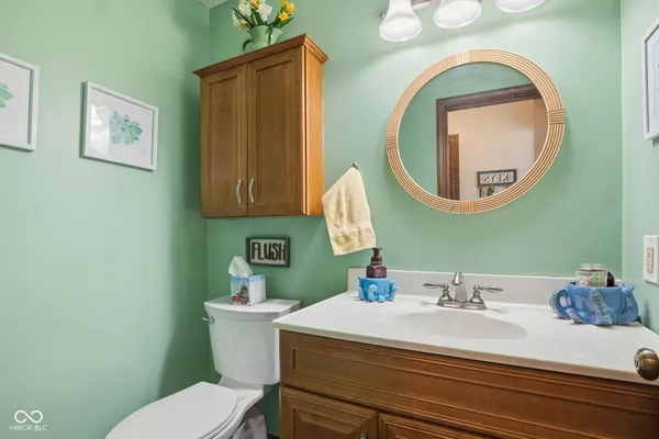 $325,000 | 7110 West Meadows Lane, Greenfield, IN 46140