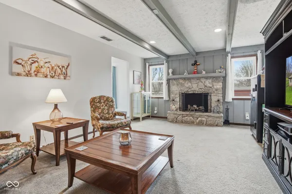 $325,000 | 7110 West Meadows Lane, Greenfield, IN 46140