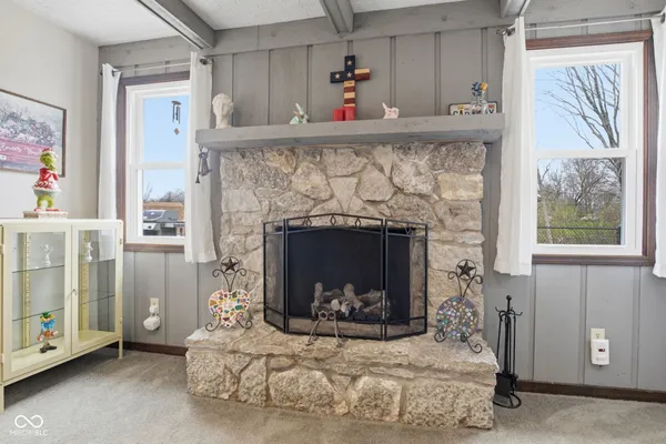 $325,000 | 7110 West Meadows Lane, Greenfield, IN 46140
