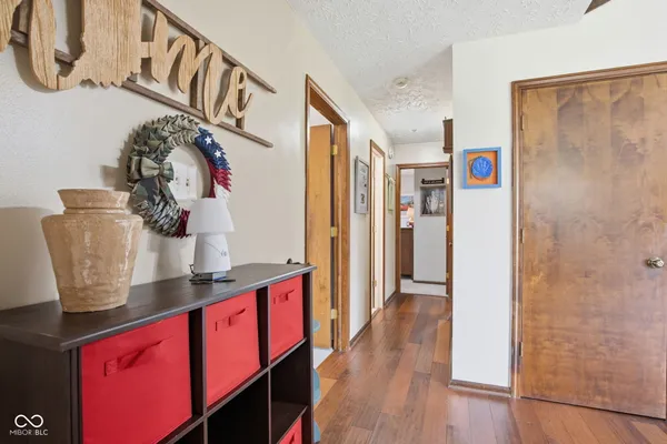 $325,000 | 7110 West Meadows Lane, Greenfield, IN 46140