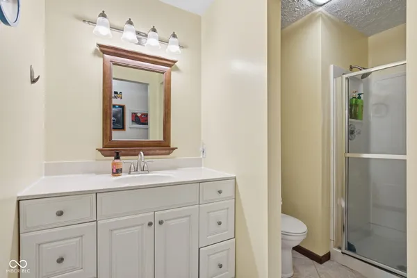 $325,000 | 7110 West Meadows Lane, Greenfield, IN 46140