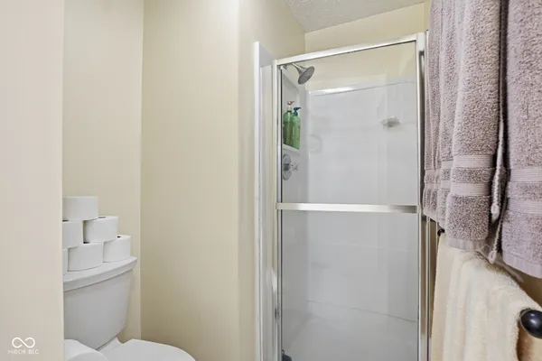 $325,000 | 7110 West Meadows Lane, Greenfield, IN 46140