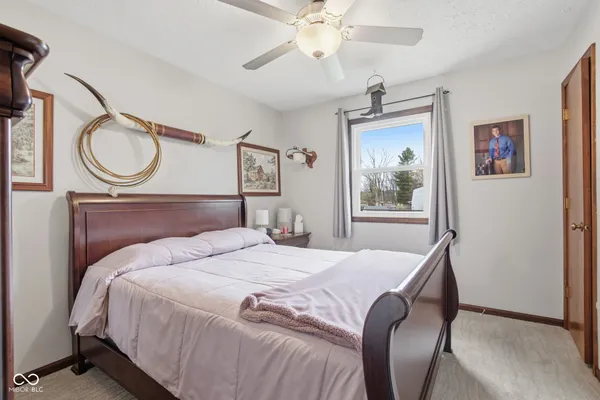 $325,000 | 7110 West Meadows Lane, Greenfield, IN 46140