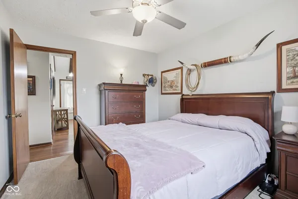 $325,000 | 7110 West Meadows Lane, Greenfield, IN 46140