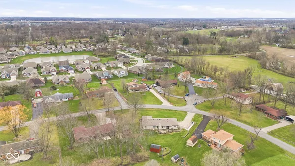 $325,000 | 7110 West Meadows Lane, Greenfield, IN 46140