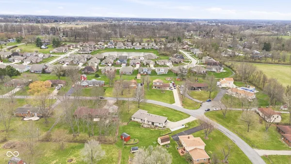$325,000 | 7110 West Meadows Lane, Greenfield, IN 46140