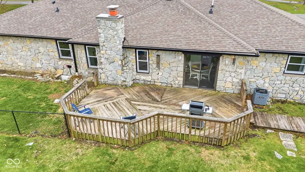 $325,000 | 7110 West Meadows Lane, Greenfield, IN 46140