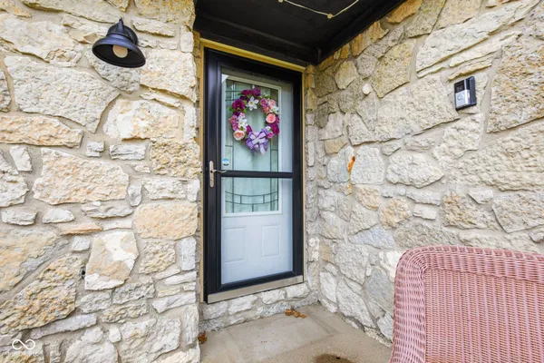 $325,000 | 7110 West Meadows Lane, Greenfield, IN 46140