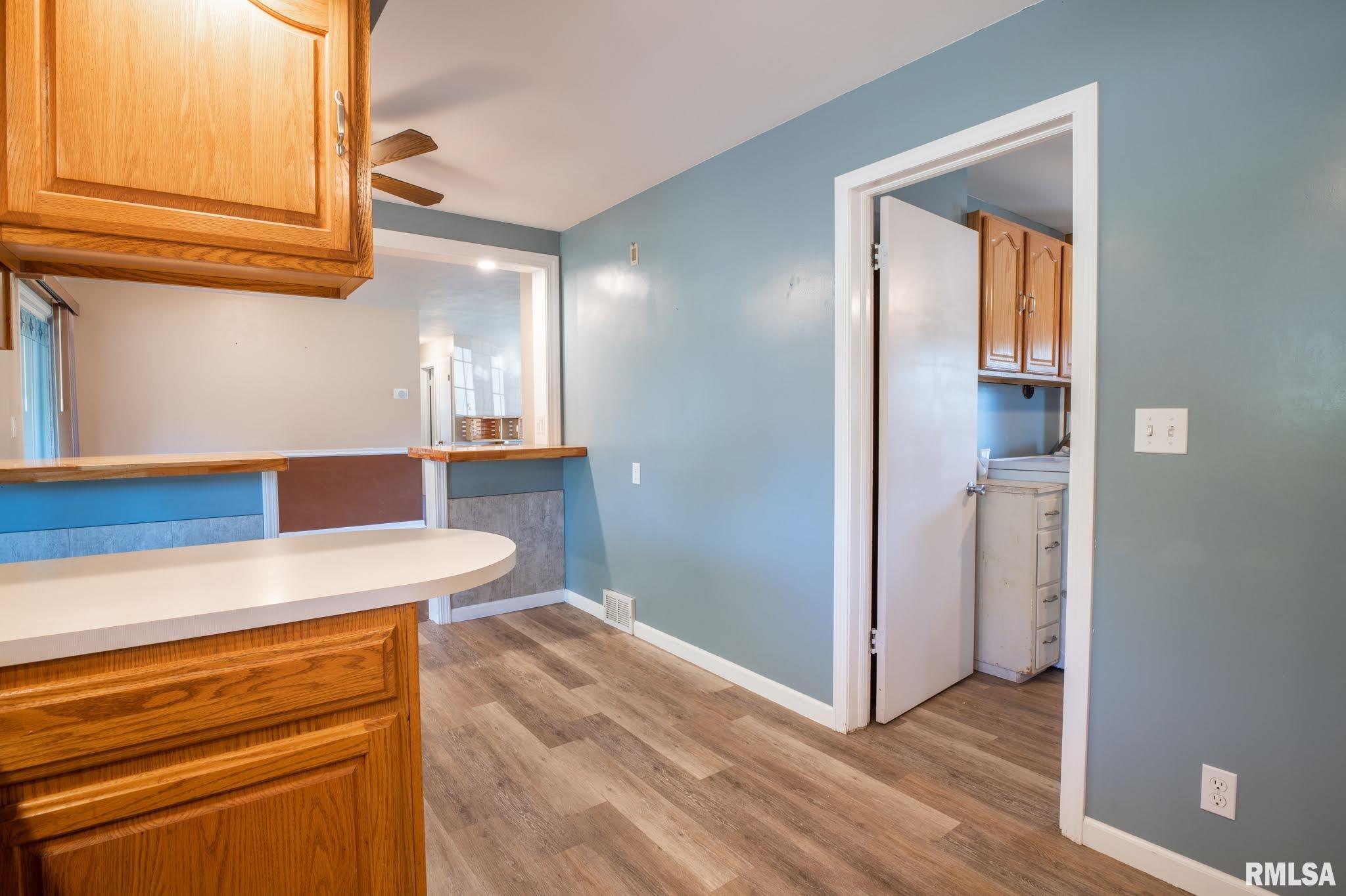 1303 West Ravinwoods Road Peoria, IL 61615 - Photo 17 of 50 Gallery Image 17