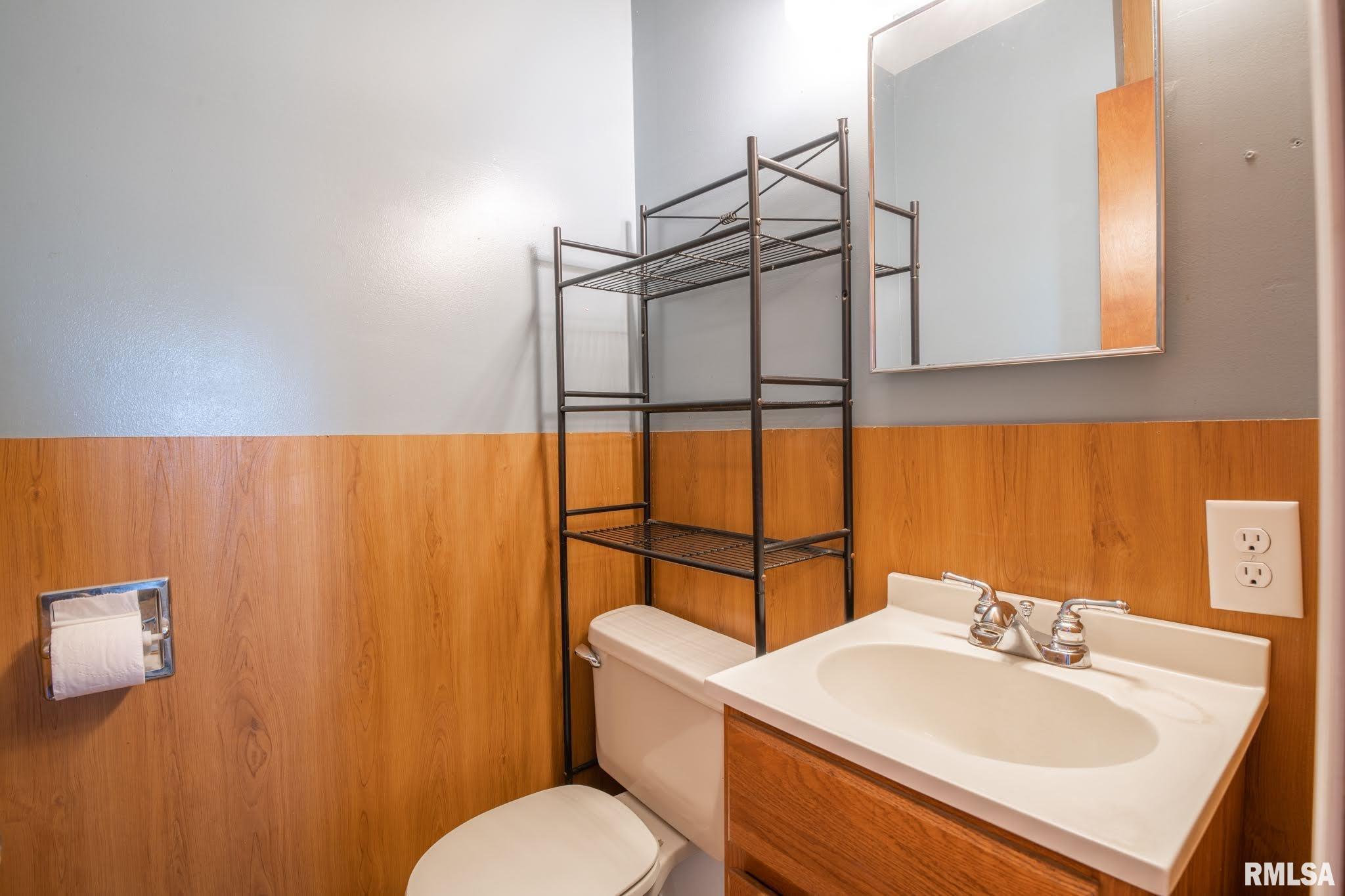 1303 West Ravinwoods Road Peoria, IL 61615 - Photo 23 of 50 Gallery Image 23