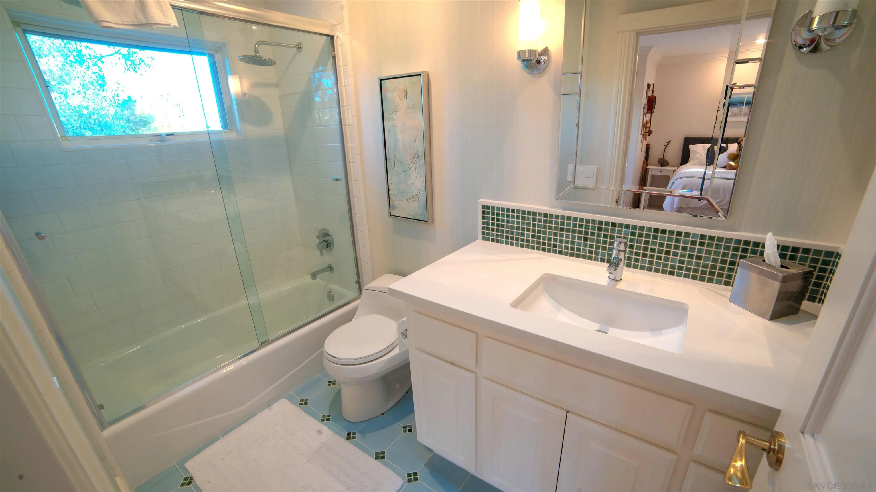516 Whisper Wind Drive Encinitas, CA 92024 - Photo 18 of 24 Bathroom