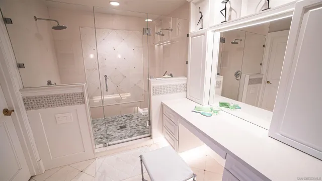 $4,427,000 | 516 Whisper Wind Drive, Encinitas, CA 92024