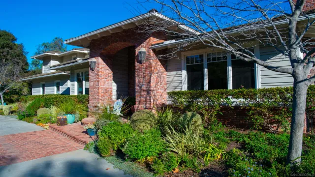 $4,427,000 | 516 Whisper Wind Drive, Encinitas, CA 92024