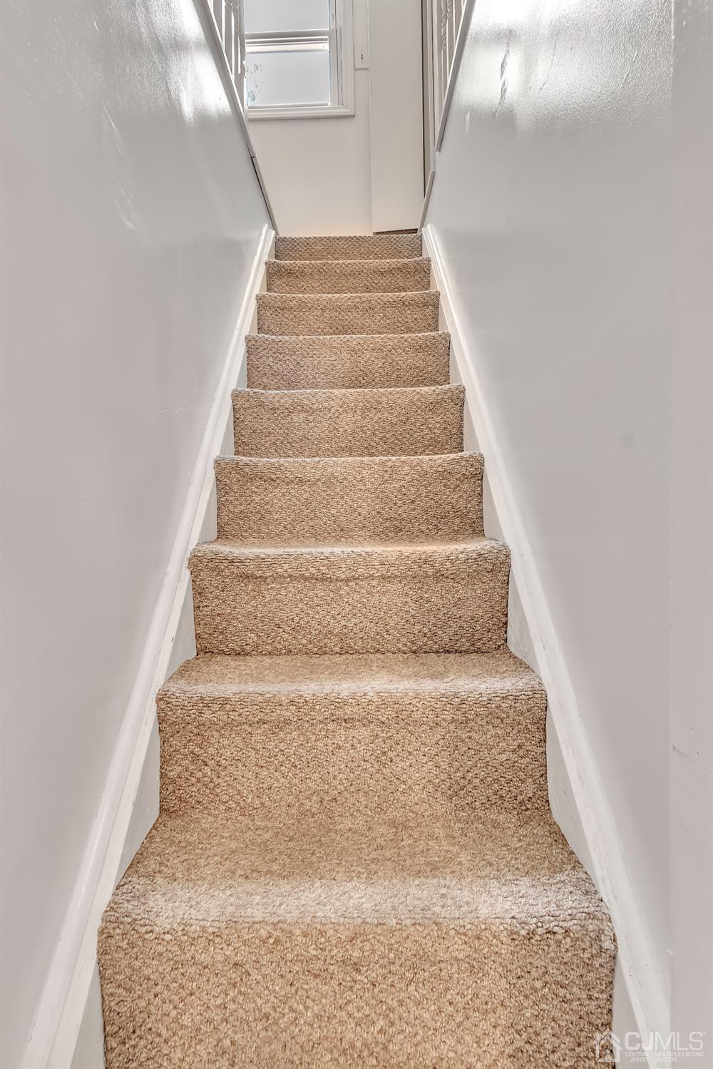 42 MacArthur Drive Edison, NJ 08837 - Photo 19 of 25 a view of entryway