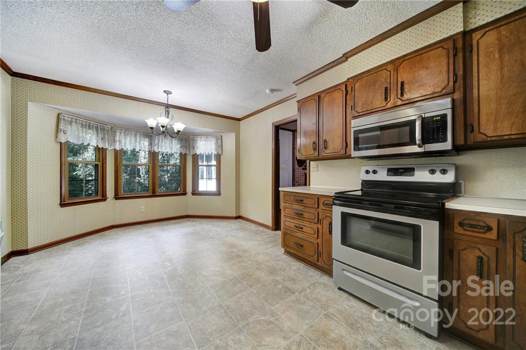 3355 Shandon Road Rock Hill, SC 29730 - Photo 11 of 45 Gallery Image 11