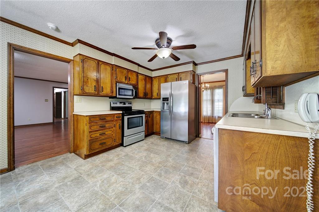 3355 Shandon Road Rock Hill, SC 29730 - Photo 9 of 45 Gallery Image 9