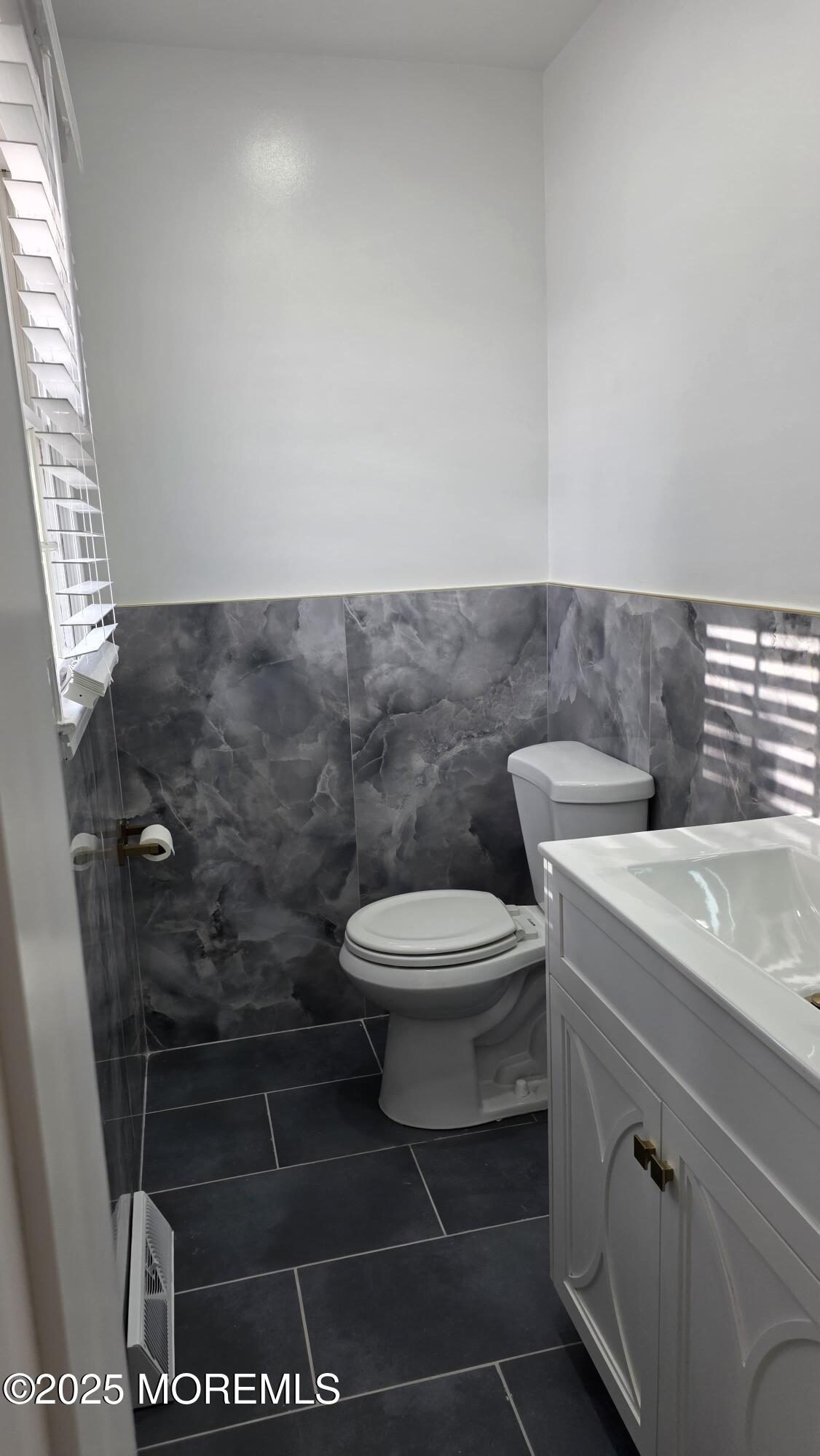 12 Gerard Road Hamilton, NJ 08620 - Photo 17 of 40 Half Bath 2