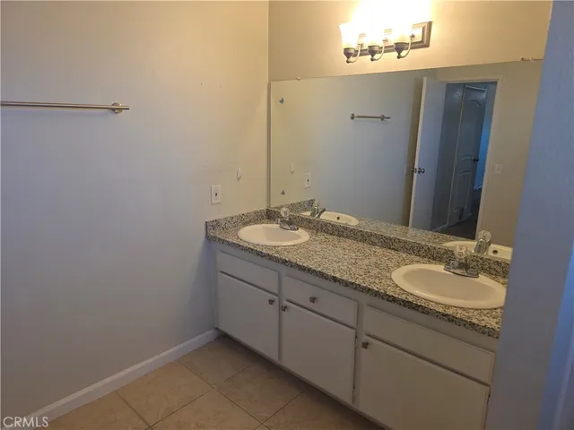 $2,300 | 200 West Mariposa Avenue, Ridgecrest, CA 93555