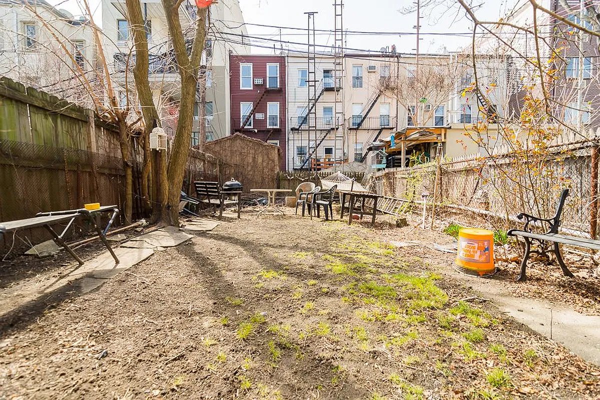 147 Diamond Street Brooklyn, NY 11222 - Photo 20 of 25