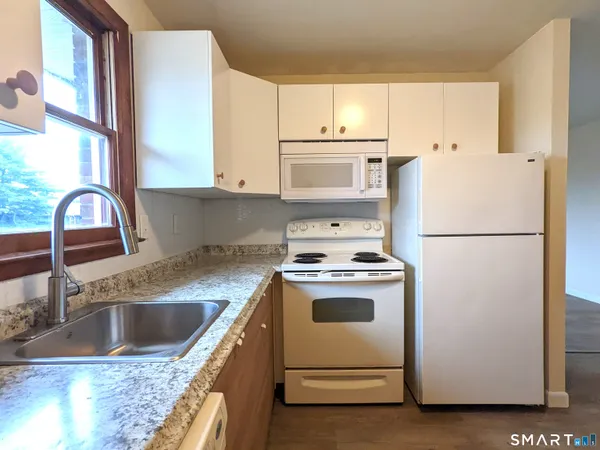$1,450 | 177 Homestead Street, Unit G12, Manchester, CT 06042