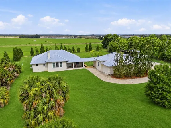 $775,000 | 866 St Anne Shrine Road, Lake Wales, FL 33898