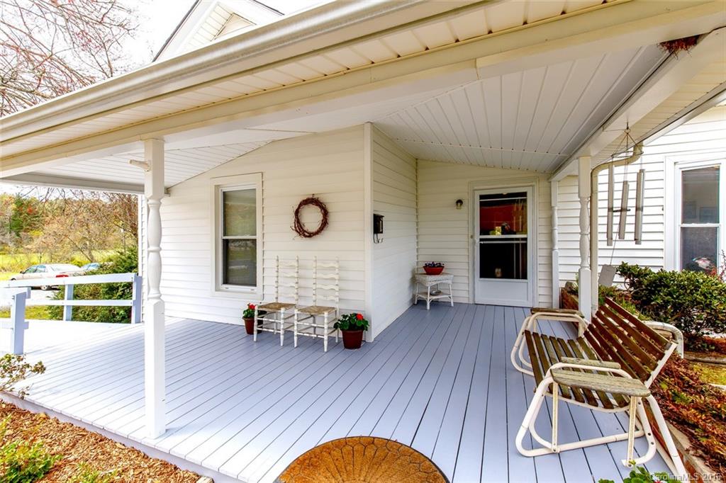 658 North Country Club Road Brevard, NC 28712 - Photo 6 of 24 Gallery Image 6
