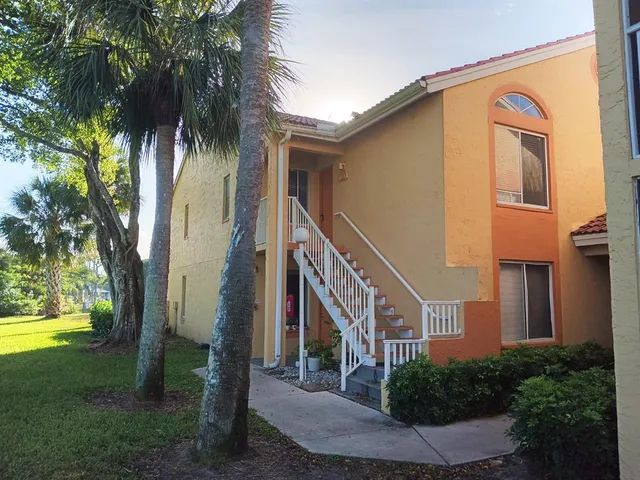 $2,100 | 1055 Coral Club Drive, Unit 1055, Coral Springs, FL 33071