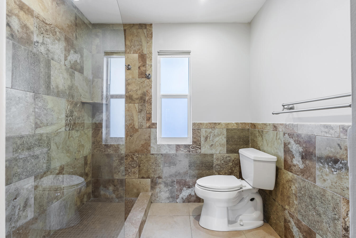 138 Quails Nest Road, Unit 1101 Naples, FL 34112 - Photo 21 of 55 Master bath