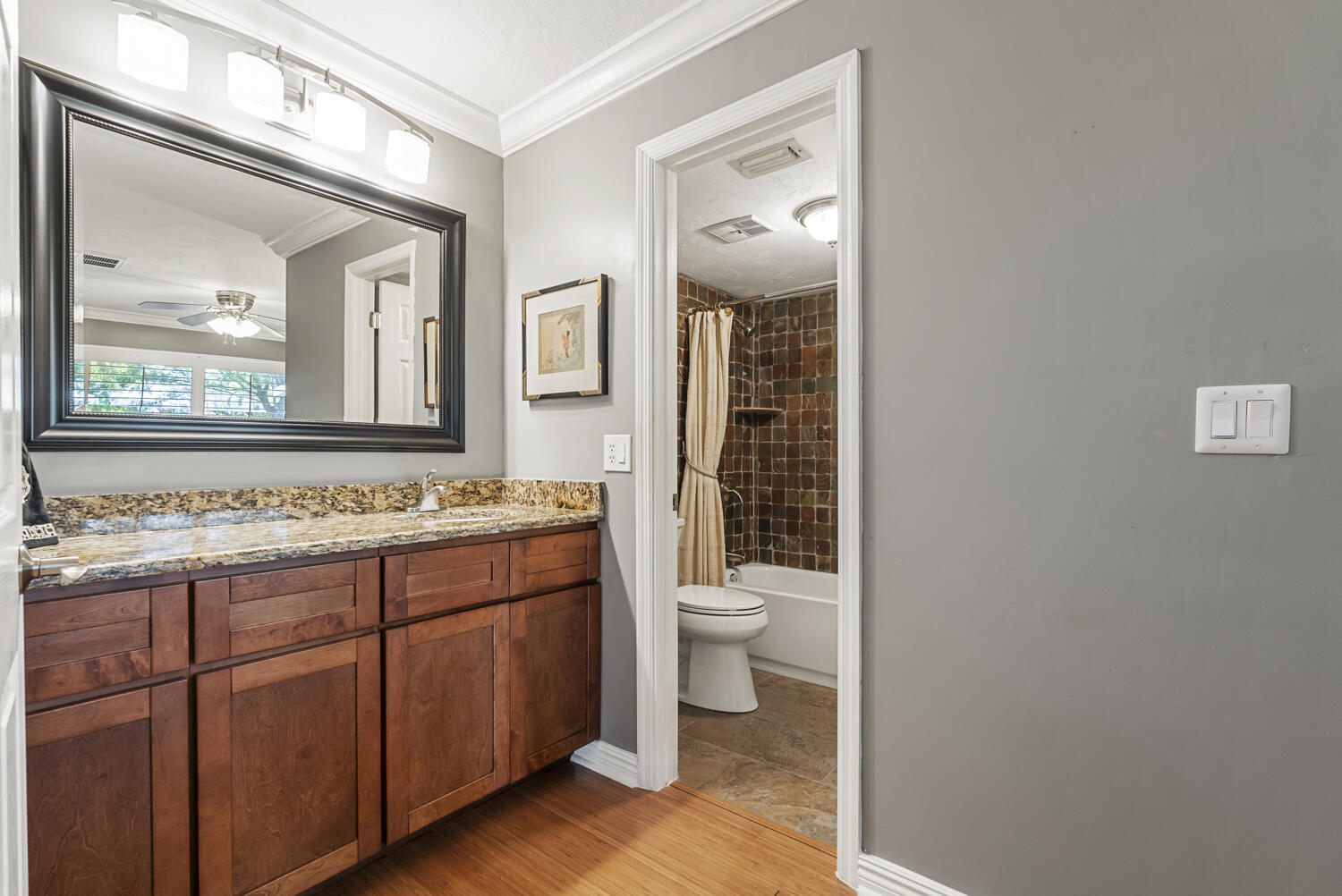 138 Quails Nest Road, Unit 1101 Naples, FL 34112 - Photo 24 of 55 En suite bath