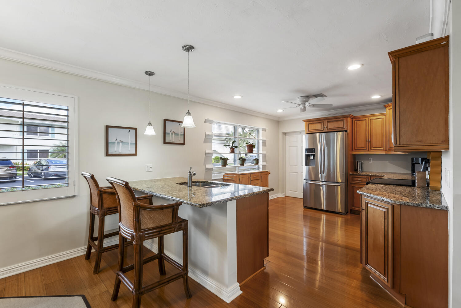 138 Quails Nest Road, Unit 1101 Naples, FL 34112 - Photo 9 of 55 Breakfast bar