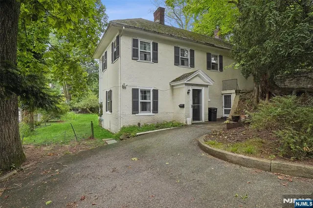 $13,500 | 25 Prospect Avenue, Montclair, NJ 07042