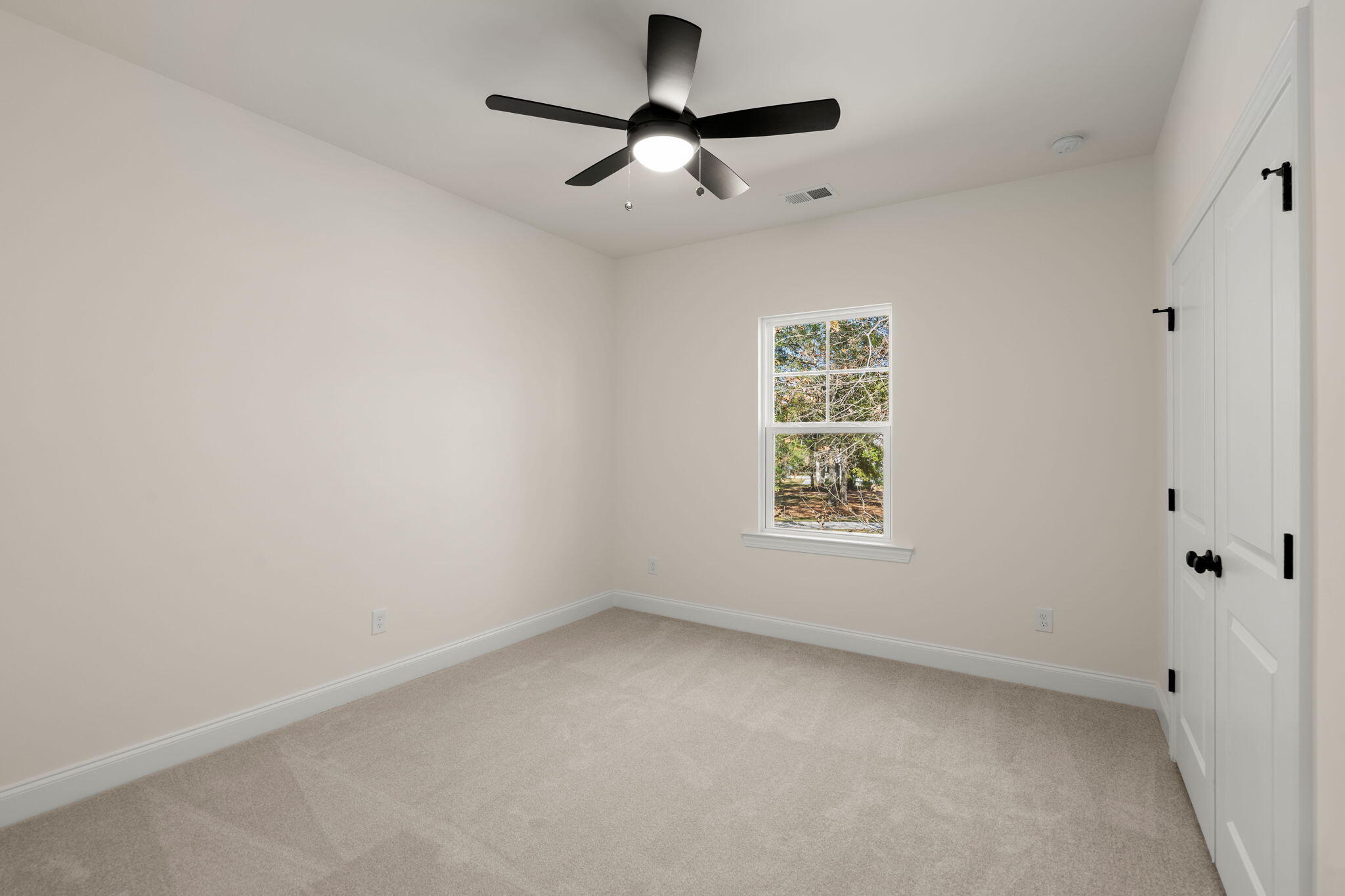 5706 Barbary Coast Road Hollywood, SC 29449 - Photo 36 of 51 35